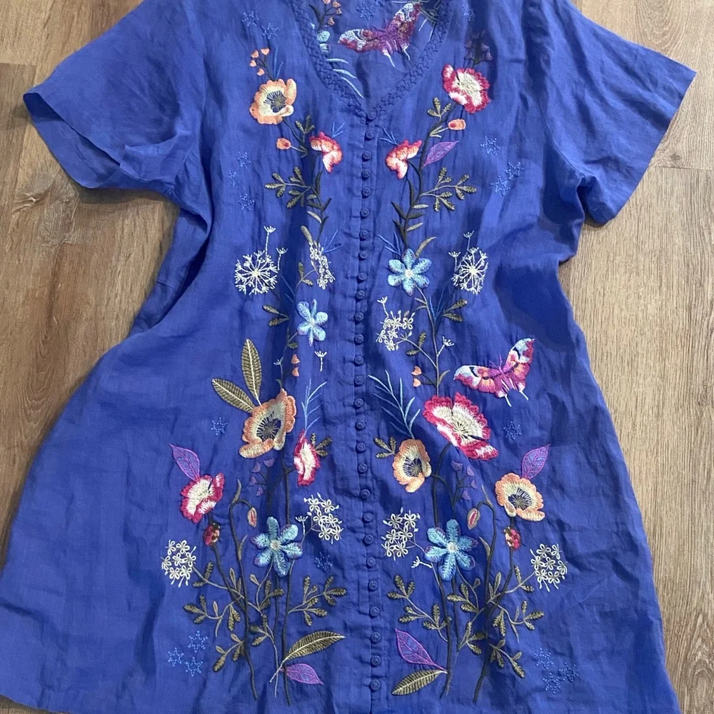 Johnny Was Embroidered Dress- Free flowing, comfortable 🌸🌺🦋 - Picture 4 of 13